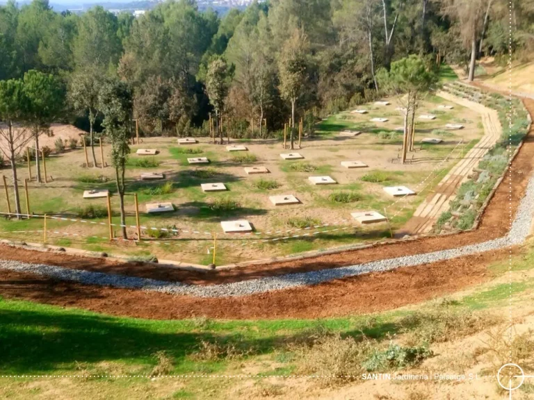 Cementerio Roques Blanques